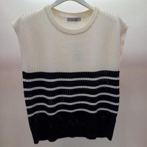 Latium HC06 펀칭 민소매 단가라 스트라이프 라운드 캡소매 니트나시티 t2523sw35I