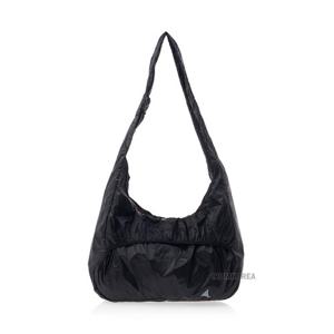 [로아] SS25 남성 패커블 노트 숄더백 RBUW260FA49 BLK0001