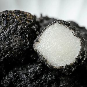 고물 폭탄 흑임자 인절미 1박스 (25g * 24개입 / 총 600g)