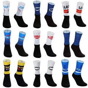 CUT LASER ONE PAIR 2024 INEOS QUICK STEP ALPECIN FENIX 팀 사이클링 양말 미끄럼 방지 자전거 자전거 레이싱 MITI 통기성 양말