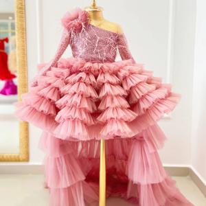 결혼식을위한 핑크 꽃의 소녀 드레스 파티 생일 공주 깃털 Tulle Pageant Dress 긴 기차와 공식 예복 가운
