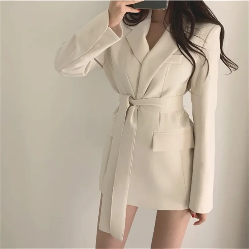 2025 봄 새로운 한국어 패션 작은 정장 탑 브라운 정장 코트 여성 블레이저 느슨한 스트레이트 벨트 슬림 블레이저 여성 자켓