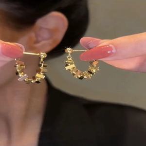 IA BEAR 디자인 금속 체인 이어 커프 프론트 Ba Wear Square Blo Sli 독특한 디자인 Faion Jewelry Accory