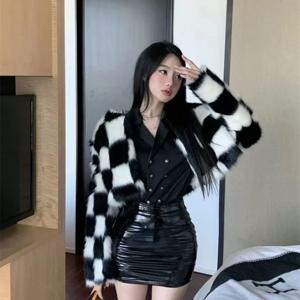 여성용 겨울 코트, 인조 모피 코트 재킷, 따뜻한 한국 패션, 흑백 체커보드 스트리트웨어 상의, 신상
