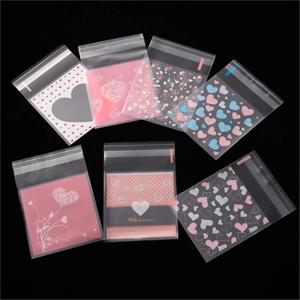 100Pcs 7x7/10x10cm 하트 클리어 캔디 가방 투명 자체 접착 비닐 봉투 생일 파티 데코 선물 포장 파우치 용품