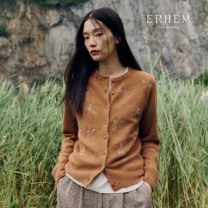 [25 NEW] 에르헴 25FW 캐시미어 100 비딩 자수 가디건 1종