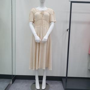 [로엠]V넥 셔링 롱 원피스_RMOWE25RT1_CJ