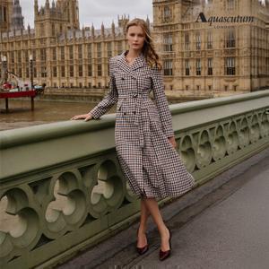 아쿠아스큐텀 25FW 트렌치 더블버튼 원피스