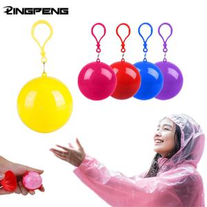 1pcs 미니 휴대용 비옷 공 다채로운 일회용 두꺼운 비 판초 비상 방수 비옷 케이프 열쇠 고리 공