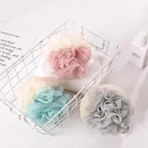 3 PCS 대형 바이 컬러 샤워 공 다채로운 PE 소프트 서리로 덥은 거품 목욕 꽃 (색상 랜덤)
