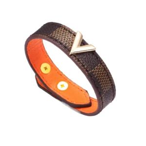 르네상스 바이킹 중세 팔찌 코스프레 가짜 가죽 체크 패턴 팔찌 성인 캐릭터 소품을위한 복고풍 액세서리