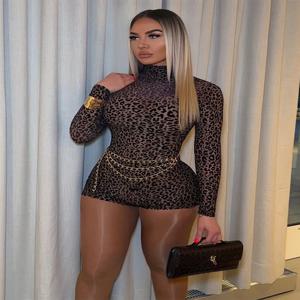 Sisterlinda 봄 릴리스 주니어 패션 섹시한 하이 스트리트 점프 슈트 K25Q73871 소녀 레오파드 밀착형 하이 넥 롬퍼