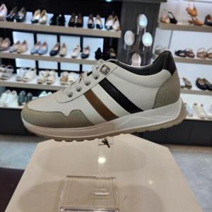 [엘칸토]엘칸토 HC10 남케주얼아이보리스닉커즈 LCMS34U53839 (4