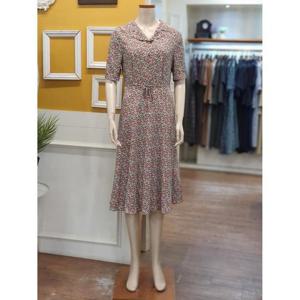BCBG 세이브존01 T 칸 플라워 원피스 B4B4O682