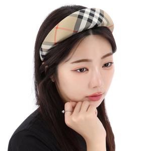 25SS 버버리 체크 패턴 헤어밴드 성인사이즈 8100163 B9368