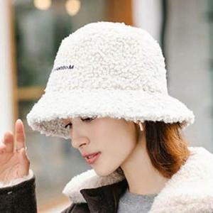[라일리] Rly 따뜻한 디자인 털벙거지 여성 뽀글한 털모자 벙거
