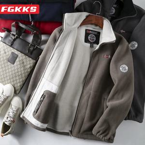 FGKKS 2023 남성용 브랜드 캐주얼 자켓 두꺼운 양모 자켓 고품질 디자인 따뜻한 패션 자켓 남성