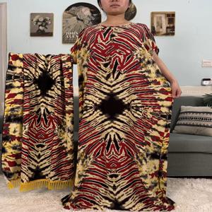 여성을위한 아프리카 코 튼 드레스 인쇄 느슨한 Femme 가운 Boubou 2025 새로운 패션 이슬람 Abayas 160x80cm 레이스 스카프와 함께 설정