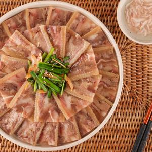 뽕의도리 소문난 돼지편육 1kg 냉동보관 돼지고기(새우젓 3개포함)