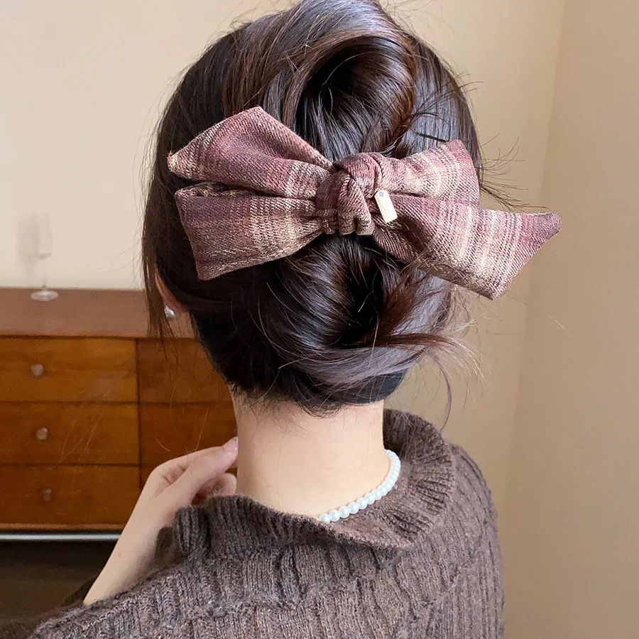 부드러운 커피색 체크무늬 리본 헤어 클립 여성용 빈티지 업두 아크릴 포니테일 홀더 참 장식 반묶음 헤어 액세서리 연회 데이트용