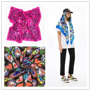 다기능 대형 사각 스카프 비치 타월 다양한 패턴 실크 소재 겨울부터 여름까지 여성 패션 액세서리