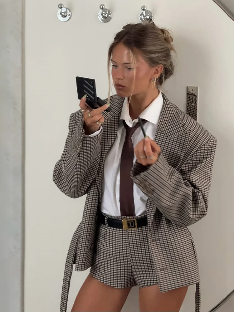 레트로 체크 벨트 재킷 반바지 세트 여성 패션 긴 소매 라펠 버튼 포켓 블레이저 수트 2025 신상 출퇴근 스트리트 의상