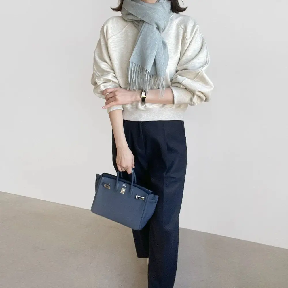 오버사이즈 플리스 안감 후드티 오트밀 캐주얼 배트윙 슬리브 풀오버 출퇴근 스타일 여성 봄 패션 편안한 상의