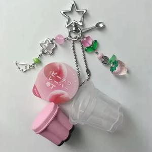 일본 푸딩 키 체인 핑크 옐로우 에그 플랜 Strewberry 비드 참 키 펜던트 Y2K Heisei Retro Aesthetic Beaded Keychain