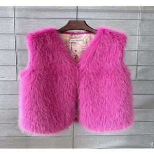 자도린 2025 가을 겨울 패션 퍼 베스트 여성 캐주얼 따뜻한 인조 퍼 조끼 V넥 핑크 블랙 화이트 인조 퍼 코트 크롭탑