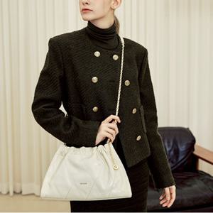 (단독특*) 푼케 소프트 체인 숄더백 - 크림