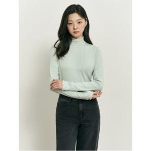 [B. my] 레이어드 디테일 터틀넥 티셔츠  라이트 그린 (BF5X41N11L)