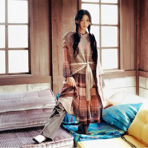 [KiiiKiii 착용] 보헤미안 플라워 보더 롱 원피스_T256MOP171W