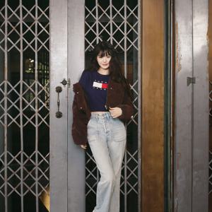 [장원영 착용] 타미진스 코듀로이 푸퍼 재킷 (T32F7WJC43TWT1GS7)