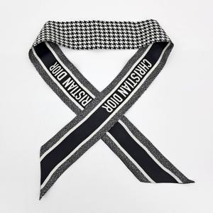 [구구스]중고명품 크리스찬  미차 스카프 (NO 10255936)