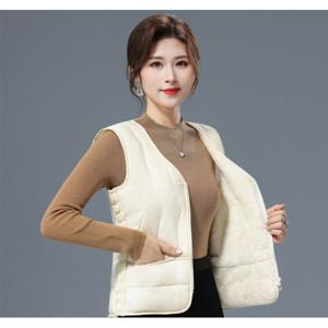 여성 모던 심플 경량 융털기모 브이넥 패딩 조끼 트렌디 간절기 보온 안감 이너 베스트 (2장이상추가할인)