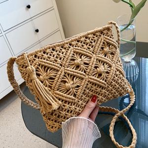 여름가방 휴양지룩 니트 라탄 왕골 뜨개 그물 여행 휴가 여성 여행용 미니 크로스백 가방 M723602