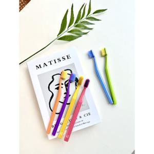 생활감성 먼쓸리 칫솔 이중초극세모 6색 24개입 부드러운모 치석 제거 대용량