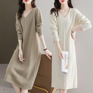 여성 가을 겨울 H라인 V넥 롱 니트 원피스 케이블 패턴 넉넉한 핏 편안한 데일리룩