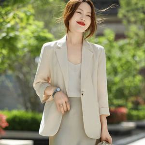 여름 얇은 여성 캐주얼 정장 재킷 루즈핏 시원한 세미정장 날씬해 보이는 슬림핏 자외선 차단 9부 소매 상