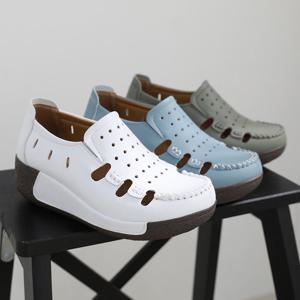 제이슈 / 제이슈 소가죽 루나리 펀칭 통굽 슬립온 5.5cm