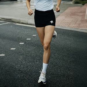 [데상트공식] 러닝 델타프로 숏 레깅스 (남성5인치/여성3.5인치) SQ323RKL79