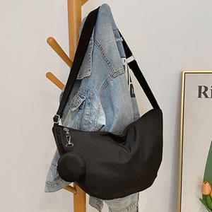 모리쉬 데일리 보부상 키링 반달 만능 여성 크로스백