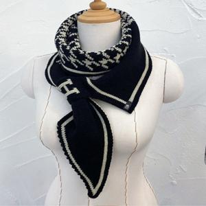 [애슬릿] 양면 하운드 체크 고리 쁘띠 머플러 목도리