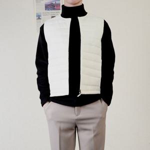 [프랭키뉴욕] 남자 경량 패딩 조끼 베스트 겨울 라운드넥 집업 정장 빅사이즈 블랙 아이보리_RT1FVE02-1
