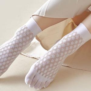 구멍숭숭 발가락 양말 LD1280