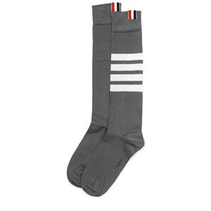 톰브라운 25FW 미디엄그레이 사선 롱 양말 FAS026B 01690 035