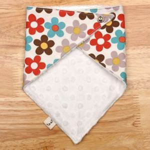 국내제작 극세사 스노우빕 칼라꽃 턱받이 스카프빕