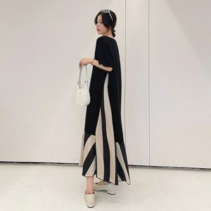 ☆썸머베스트☆[무드무드] 헬티 밑단 배색 반팔 롱 원피스