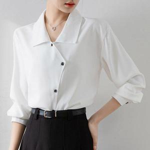 여자블라우스 유니크한 디자인 여성 흰색 블라우스 오피스룩 패션