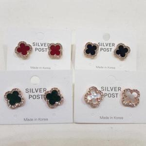 [액쇼](은침)큐빅 네잎 크로바 귀걸이_IC